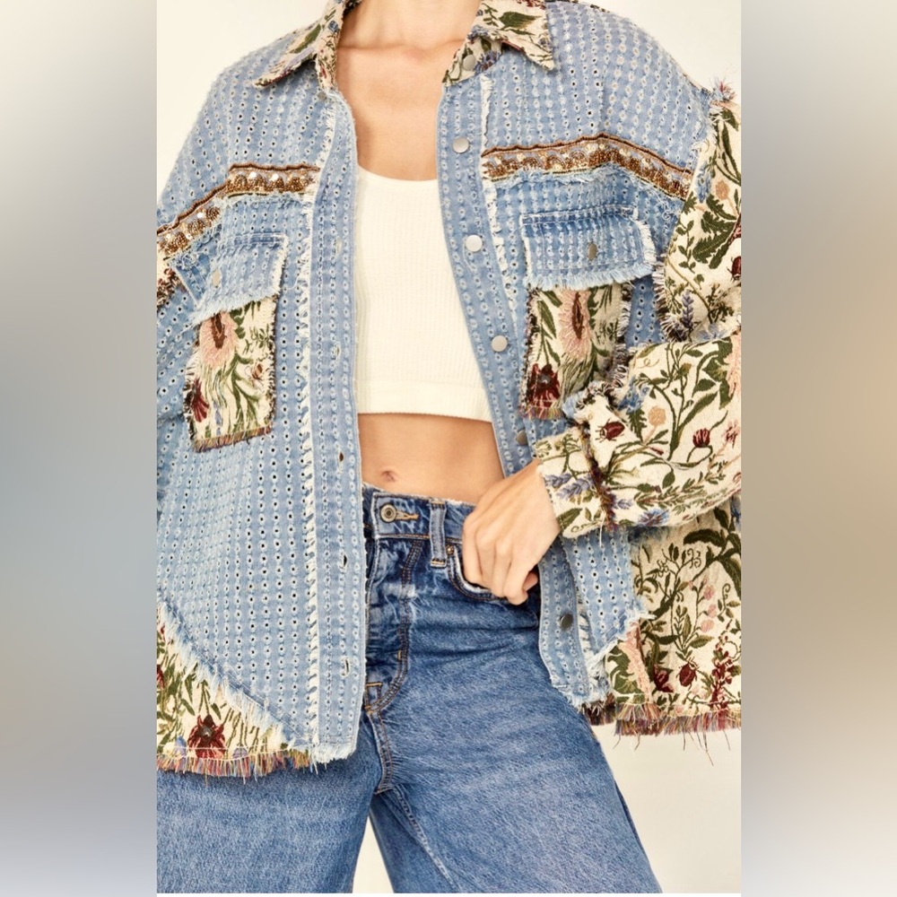 POL Blue Floral Jean Jacket - Picture 5 of 9
